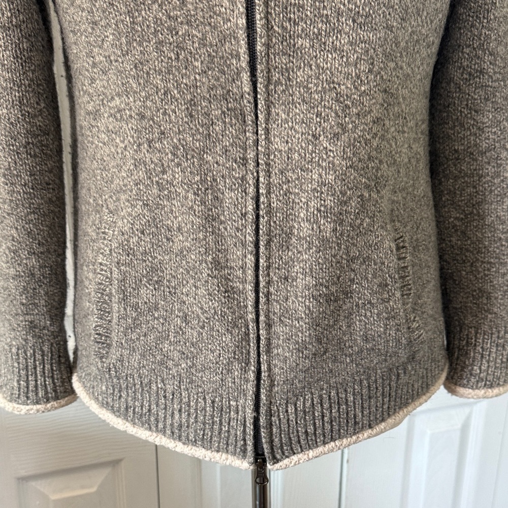 LL Bean Sweater Jacket Women’s Gray Full Zip Lambs Wool Sherpa Lined Cozy Sz M - Picture 4 of 11